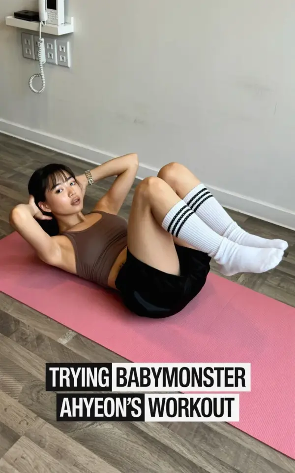 BABYMONSTER AHYEON ab workout | crunch exercise on a yoga mat for core strength